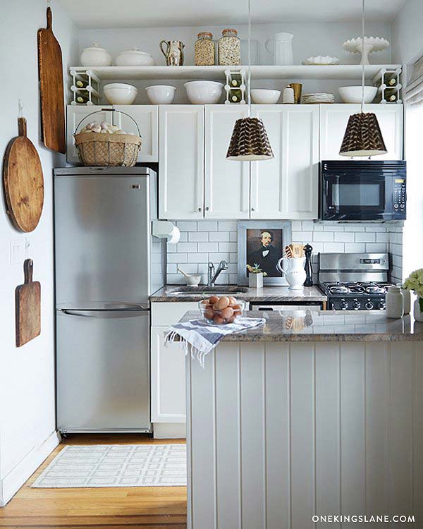 13 Brilliant Small Kitchen Storage Ideas (With Photos!)