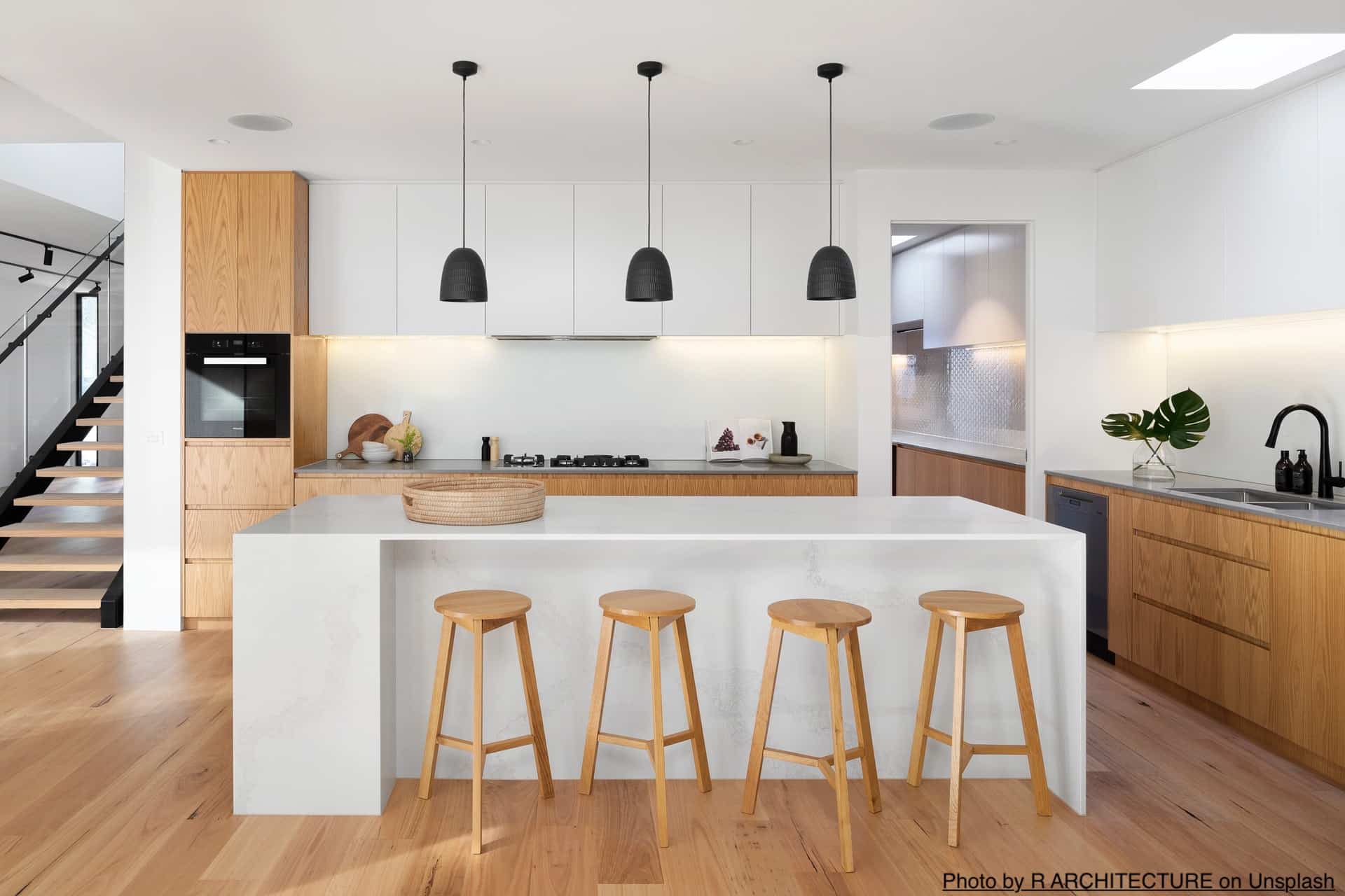 Kitchen Islands Add Storage and Convenience