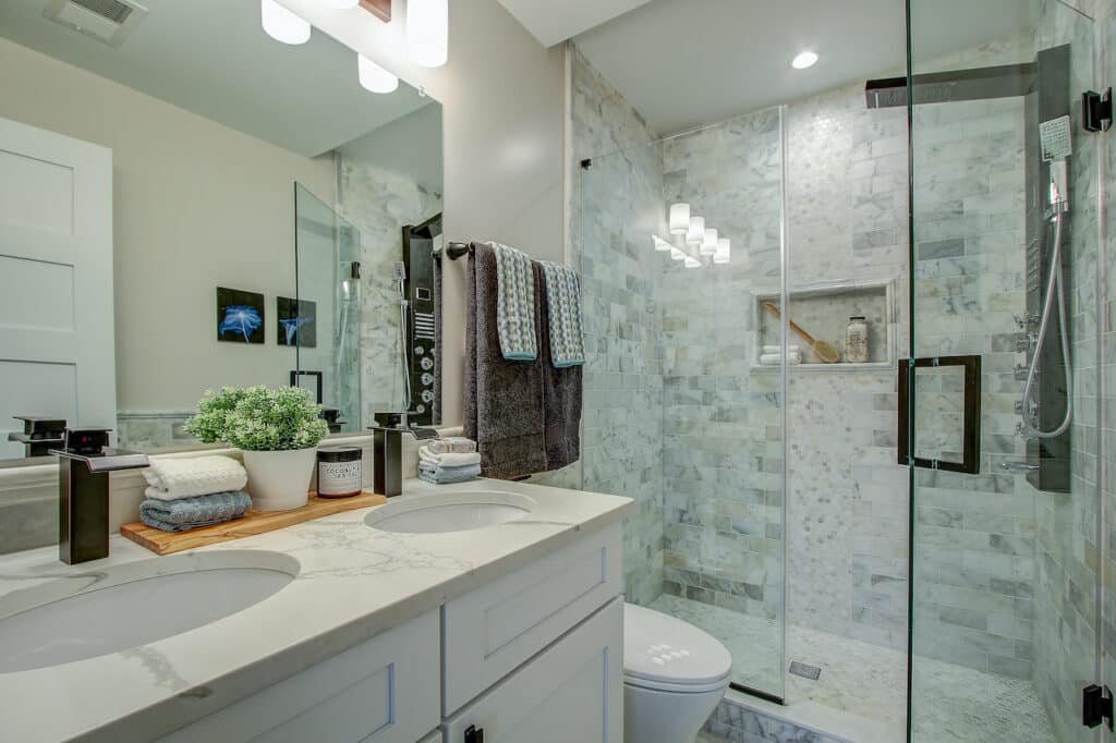 how long does it take to remodel a master bathroom