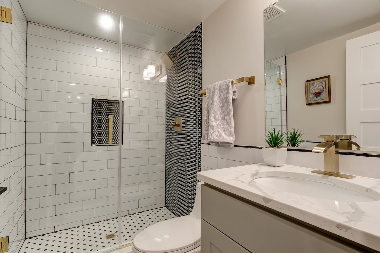 What Are The Different Aspects Of Small Bathroom Remodel Costs In 2022