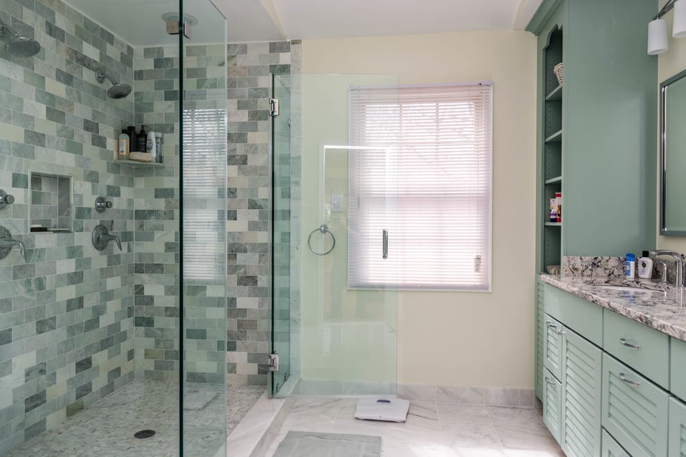 8 Bathroom Remodel Trends To Improve Your Home's Resale Value