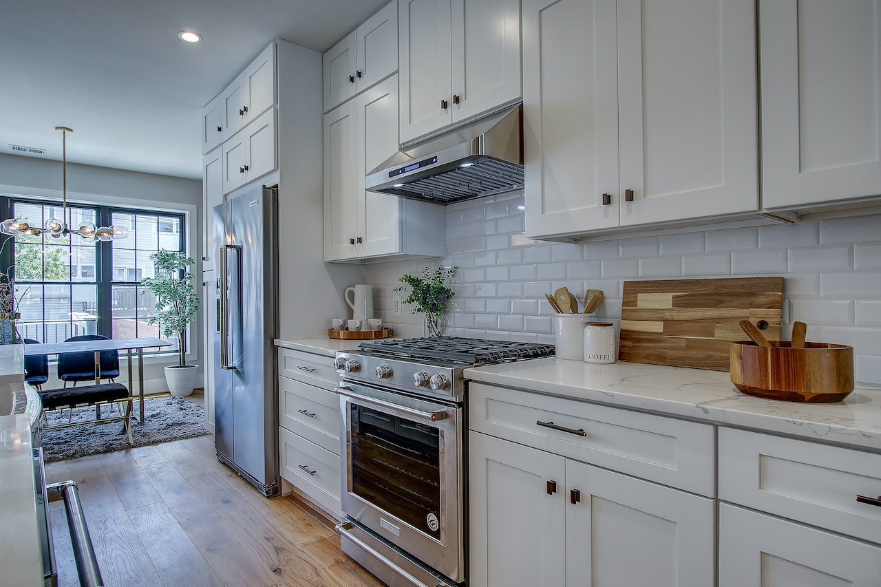 essential features kitchen cabinetry