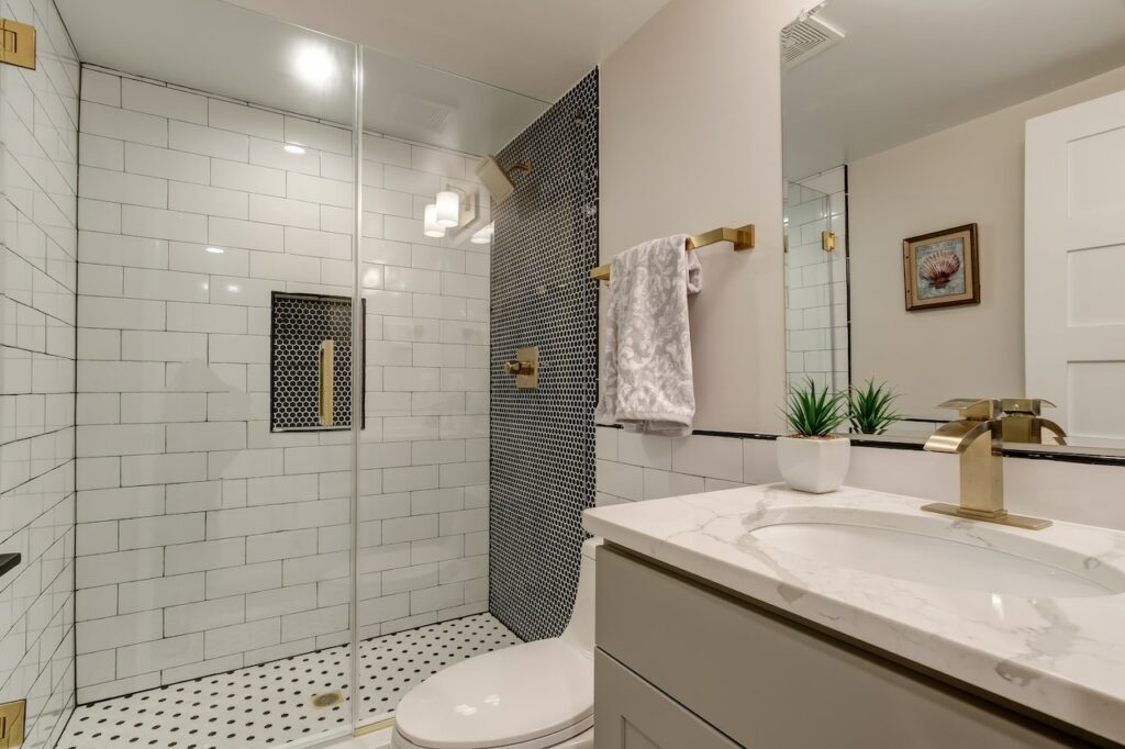 bathroom remodel designs