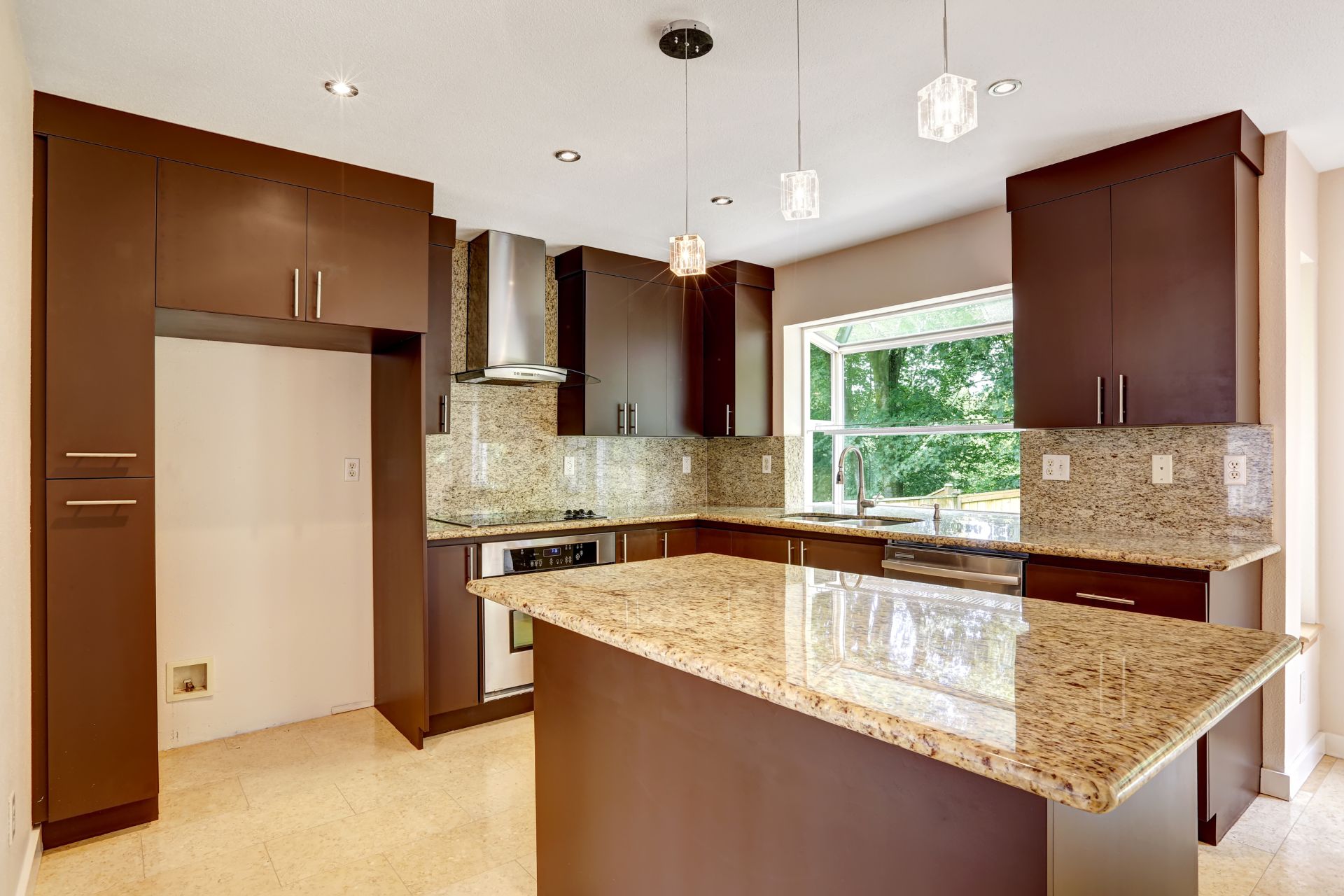what color paint goes with brown granite