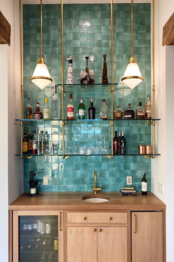 wet bar with backsplash